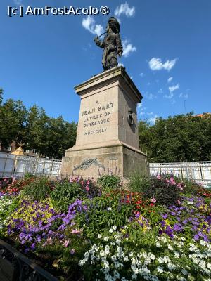 [P39] Statuia lui Jean Bart » foto by Mika
 - 
<span class="allrVoted glyphicon glyphicon-heart hidden" id="av1481113"></span>
<a class="m-l-10 hidden" id="sv1481113" onclick="voting_Foto_DelVot(,1481113,28968)" role="button">șterge vot <span class="glyphicon glyphicon-remove"></span></a>
<a id="v91481113" class=" c-red"  onclick="voting_Foto_SetVot(1481113)" role="button"><span class="glyphicon glyphicon-heart-empty"></span> <b>LIKE</b> = Votează poza</a> <img class="hidden"  id="f1481113W9" src="/imagini/loader.gif" border="0" /><span class="AjErrMes hidden" id="e1481113ErM"></span>