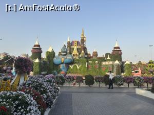 [P70] Miracle Garden Dubai » foto by AZE
 - 
<span class="allrVoted glyphicon glyphicon-heart hidden" id="av1484585"></span>
<a class="m-l-10 hidden" id="sv1484585" onclick="voting_Foto_DelVot(,1484585,28974)" role="button">șterge vot <span class="glyphicon glyphicon-remove"></span></a>
<a id="v91484585" class=" c-red"  onclick="voting_Foto_SetVot(1484585)" role="button"><span class="glyphicon glyphicon-heart-empty"></span> <b>LIKE</b> = Votează poza</a> <img class="hidden"  id="f1484585W9" src="/imagini/loader.gif" border="0" /><span class="AjErrMes hidden" id="e1484585ErM"></span>