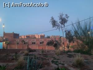 [P08] ibis Ouarzazate Centre » foto by adso
 - 
<span class="allrVoted glyphicon glyphicon-heart hidden" id="av1484421"></span>
<a class="m-l-10 hidden" id="sv1484421" onclick="voting_Foto_DelVot(,1484421,28998)" role="button">șterge vot <span class="glyphicon glyphicon-remove"></span></a>
<a id="v91484421" class=" c-red"  onclick="voting_Foto_SetVot(1484421)" role="button"><span class="glyphicon glyphicon-heart-empty"></span> <b>LIKE</b> = Votează poza</a> <img class="hidden"  id="f1484421W9" src="/imagini/loader.gif" border="0" /><span class="AjErrMes hidden" id="e1484421ErM"></span>