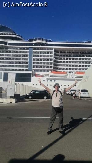 [P03] Am ajuns si eu in port la Genova » foto by dorgo
 - 
<span class="allrVoted glyphicon glyphicon-heart hidden" id="av1503154"></span>
<a class="m-l-10 hidden" id="sv1503154" onclick="voting_Foto_DelVot(,1503154,29017)" role="button">șterge vot <span class="glyphicon glyphicon-remove"></span></a>
<a id="v91503154" class=" c-red"  onclick="voting_Foto_SetVot(1503154)" role="button"><span class="glyphicon glyphicon-heart-empty"></span> <b>LIKE</b> = Votează poza</a> <img class="hidden"  id="f1503154W9" src="/imagini/loader.gif" border="0" /><span class="AjErrMes hidden" id="e1503154ErM"></span>