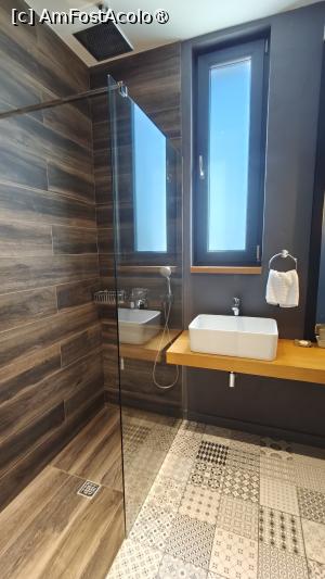 [P08] OREO APARTHOTEL MAMAIA - baie » foto by elenaadina
 - 
<span class="allrVoted glyphicon glyphicon-heart hidden" id="av1488265"></span>
<a class="m-l-10 hidden" id="sv1488265" onclick="voting_Foto_DelVot(,1488265,29032)" role="button">șterge vot <span class="glyphicon glyphicon-remove"></span></a>
<a id="v91488265" class=" c-red"  onclick="voting_Foto_SetVot(1488265)" role="button"><span class="glyphicon glyphicon-heart-empty"></span> <b>LIKE</b> = Votează poza</a> <img class="hidden"  id="f1488265W9" src="/imagini/loader.gif" border="0" /><span class="AjErrMes hidden" id="e1488265ErM"></span>