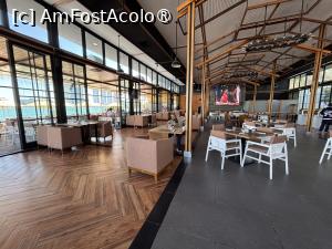 [P11] Restaurant Bay View,interior » foto by AZE
 - 
<span class="allrVoted glyphicon glyphicon-heart hidden" id="av1488472"></span>
<a class="m-l-10 hidden" id="sv1488472" onclick="voting_Foto_DelVot(,1488472,29037)" role="button">șterge vot <span class="glyphicon glyphicon-remove"></span></a>
<a id="v91488472" class=" c-red"  onclick="voting_Foto_SetVot(1488472)" role="button"><span class="glyphicon glyphicon-heart-empty"></span> <b>LIKE</b> = Votează poza</a> <img class="hidden"  id="f1488472W9" src="/imagini/loader.gif" border="0" /><span class="AjErrMes hidden" id="e1488472ErM"></span>