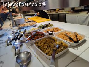 [P50] Hotel Cordial Mogan Playa; bufet cină » foto by crismis
 - 
<span class="allrVoted glyphicon glyphicon-heart hidden" id="av1488969"></span>
<a class="m-l-10 hidden" id="sv1488969" onclick="voting_Foto_DelVot(,1488969,29042)" role="button">șterge vot <span class="glyphicon glyphicon-remove"></span></a>
<a id="v91488969" class=" c-red"  onclick="voting_Foto_SetVot(1488969)" role="button"><span class="glyphicon glyphicon-heart-empty"></span> <b>LIKE</b> = Votează poza</a> <img class="hidden"  id="f1488969W9" src="/imagini/loader.gif" border="0" /><span class="AjErrMes hidden" id="e1488969ErM"></span>