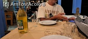 [P44] Taverna Akrogiali, Pera Gialos, vin » foto by irinad
 - 
<span class="allrVoted glyphicon glyphicon-heart hidden" id="av1493520"></span>
<a class="m-l-10 hidden" id="sv1493520" onclick="voting_Foto_DelVot(,1493520,29075)" role="button">șterge vot <span class="glyphicon glyphicon-remove"></span></a>
<a id="v91493520" class=" c-red"  onclick="voting_Foto_SetVot(1493520)" role="button"><span class="glyphicon glyphicon-heart-empty"></span> <b>LIKE</b> = Votează poza</a> <img class="hidden"  id="f1493520W9" src="/imagini/loader.gif" border="0" /><span class="AjErrMes hidden" id="e1493520ErM"></span>