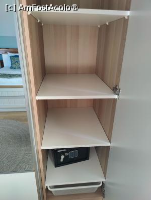 [P09] Laguna Vadu; camera noastră » foto by crismis
 - 
<span class="allrVoted glyphicon glyphicon-heart hidden" id="av1500482"></span>
<a class="m-l-10 hidden" id="sv1500482" onclick="voting_Foto_DelVot(,1500482,29137)" role="button">șterge vot <span class="glyphicon glyphicon-remove"></span></a>
<a id="v91500482" class=" c-red"  onclick="voting_Foto_SetVot(1500482)" role="button"><span class="glyphicon glyphicon-heart-empty"></span> <b>LIKE</b> = Votează poza</a> <img class="hidden"  id="f1500482W9" src="/imagini/loader.gif" border="0" /><span class="AjErrMes hidden" id="e1500482ErM"></span>