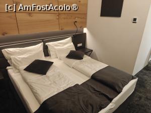 [P15] B The Hotel - camera 312 » foto by creivean
 - 
<span class="allrVoted glyphicon glyphicon-heart hidden" id="av1504720"></span>
<a class="m-l-10 hidden" id="sv1504720" onclick="voting_Foto_DelVot(,1504720,29167)" role="button">șterge vot <span class="glyphicon glyphicon-remove"></span></a>
<a id="v91504720" class=" c-red"  onclick="voting_Foto_SetVot(1504720)" role="button"><span class="glyphicon glyphicon-heart-empty"></span> <b>LIKE</b> = Votează poza</a> <img class="hidden"  id="f1504720W9" src="/imagini/loader.gif" border="0" /><span class="AjErrMes hidden" id="e1504720ErM"></span>