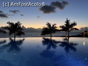 [P03] Infinity pool cu vedere la ocean  » foto by Florris
 - 
<span class="allrVoted glyphicon glyphicon-heart hidden" id="av1504921"></span>
<a class="m-l-10 hidden" id="sv1504921" onclick="voting_Foto_DelVot(,1504921,29169)" role="button">șterge vot <span class="glyphicon glyphicon-remove"></span></a>
<a id="v91504921" class=" c-red"  onclick="voting_Foto_SetVot(1504921)" role="button"><span class="glyphicon glyphicon-heart-empty"></span> <b>LIKE</b> = Votează poza</a> <img class="hidden"  id="f1504921W9" src="/imagini/loader.gif" border="0" /><span class="AjErrMes hidden" id="e1504921ErM"></span>