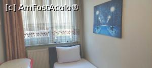 [P09] Awwa Apart Hotel - primul dormitor » foto by Carmen Ion
 - 
<span class="allrVoted glyphicon glyphicon-heart hidden" id="av1508865"></span>
<a class="m-l-10 hidden" id="sv1508865" onclick="voting_Foto_DelVot(,1508865,29188)" role="button">șterge vot <span class="glyphicon glyphicon-remove"></span></a>
<a id="v91508865" class=" c-red"  onclick="voting_Foto_SetVot(1508865)" role="button"><span class="glyphicon glyphicon-heart-empty"></span> <b>LIKE</b> = Votează poza</a> <img class="hidden"  id="f1508865W9" src="/imagini/loader.gif" border="0" /><span class="AjErrMes hidden" id="e1508865ErM"></span>