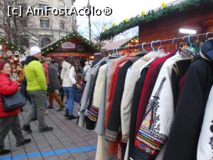 [P10] București - Târgul de Crăciun 2022. Oferte și privitori. » foto by iulianic
 - 
<span class="allrVoted glyphicon glyphicon-heart hidden" id="av1341634"></span>
<a class="m-l-10 hidden" id="sv1341634" onclick="voting_Foto_DelVot(,1341634,29197)" role="button">șterge vot <span class="glyphicon glyphicon-remove"></span></a>
<a id="v91341634" class=" c-red"  onclick="voting_Foto_SetVot(1341634)" role="button"><span class="glyphicon glyphicon-heart-empty"></span> <b>LIKE</b> = Votează poza</a> <img class="hidden"  id="f1341634W9" src="/imagini/loader.gif" border="0" /><span class="AjErrMes hidden" id="e1341634ErM"></span>