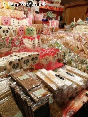 [P04] Dulciuri la t&acirc;rg » foto by nelu73
 - 
&lt;span class=&quot;allrVoted glyphicon glyphicon-heart hidden&quot; id=&quot;av1266899&quot;&gt;&lt;/span&gt;
&lt;a class=&quot;m-l-10 hidden&quot; id=&quot;sv1266899&quot; onclick=&quot;voting_Foto_DelVot(,1266899,29199)&quot; role=&quot;button&quot;&gt;șterge vot &lt;span class=&quot;glyphicon glyphicon-remove&quot;&gt;&lt;/span&gt;&lt;/a&gt;
&lt;a id=&quot;v91266899&quot; class=&quot; c-red&quot;  onclick=&quot;voting_Foto_SetVot(1266899)&quot; role=&quot;button&quot;&gt;&lt;span class=&quot;glyphicon glyphicon-heart-empty&quot;&gt;&lt;/span&gt; &lt;b&gt;LIKE&lt;/b&gt; = Votează poza&lt;/a&gt; &lt;img class=&quot;hidden&quot;  id=&quot;f1266899W9&quot; src=&quot;/imagini/loader.gif&quot; border=&quot;0&quot; /&gt;&lt;span class=&quot;AjErrMes hidden&quot; id=&quot;e1266899ErM&quot;&gt;&lt;/span&gt;