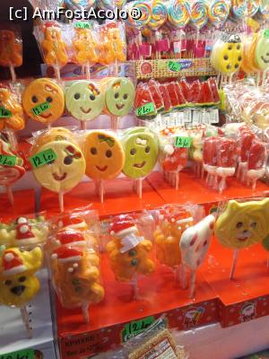 [P26] Dulciuri t&acirc;rgul de Crăciun » foto by nelu73
 - 
&lt;span class=&quot;allrVoted glyphicon glyphicon-heart hidden&quot; id=&quot;av1341569&quot;&gt;&lt;/span&gt;
&lt;a class=&quot;m-l-10 hidden&quot; id=&quot;sv1341569&quot; onclick=&quot;voting_Foto_DelVot(,1341569,29199)&quot; role=&quot;button&quot;&gt;șterge vot &lt;span class=&quot;glyphicon glyphicon-remove&quot;&gt;&lt;/span&gt;&lt;/a&gt;
&lt;a id=&quot;v91341569&quot; class=&quot; c-red&quot;  onclick=&quot;voting_Foto_SetVot(1341569)&quot; role=&quot;button&quot;&gt;&lt;span class=&quot;glyphicon glyphicon-heart-empty&quot;&gt;&lt;/span&gt; &lt;b&gt;LIKE&lt;/b&gt; = Votează poza&lt;/a&gt; &lt;img class=&quot;hidden&quot;  id=&quot;f1341569W9&quot; src=&quot;/imagini/loader.gif&quot; border=&quot;0&quot; /&gt;&lt;span class=&quot;AjErrMes hidden&quot; id=&quot;e1341569ErM&quot;&gt;&lt;/span&gt;