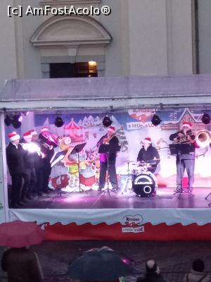 [P35] Fanfara la t&acirc;rgul de Crăciun » foto by nelu73
 - 
&lt;span class=&quot;allrVoted glyphicon glyphicon-heart hidden&quot; id=&quot;av1341578&quot;&gt;&lt;/span&gt;
&lt;a class=&quot;m-l-10 hidden&quot; id=&quot;sv1341578&quot; onclick=&quot;voting_Foto_DelVot(,1341578,29199)&quot; role=&quot;button&quot;&gt;șterge vot &lt;span class=&quot;glyphicon glyphicon-remove&quot;&gt;&lt;/span&gt;&lt;/a&gt;
&lt;a id=&quot;v91341578&quot; class=&quot; c-red&quot;  onclick=&quot;voting_Foto_SetVot(1341578)&quot; role=&quot;button&quot;&gt;&lt;span class=&quot;glyphicon glyphicon-heart-empty&quot;&gt;&lt;/span&gt; &lt;b&gt;LIKE&lt;/b&gt; = Votează poza&lt;/a&gt; &lt;img class=&quot;hidden&quot;  id=&quot;f1341578W9&quot; src=&quot;/imagini/loader.gif&quot; border=&quot;0&quot; /&gt;&lt;span class=&quot;AjErrMes hidden&quot; id=&quot;e1341578ErM&quot;&gt;&lt;/span&gt;