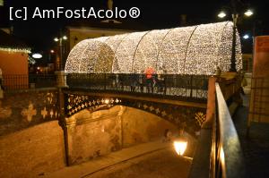 [P17] Podul Minciunilor-in haine de sarbatoare » foto by AZE
 - 
&lt;span class=&quot;allrVoted glyphicon glyphicon-heart hidden&quot; id=&quot;av814152&quot;&gt;&lt;/span&gt;
&lt;a class=&quot;m-l-10 hidden&quot; id=&quot;sv814152&quot; onclick=&quot;voting_Foto_DelVot(,814152,29199)&quot; role=&quot;button&quot;&gt;șterge vot &lt;span class=&quot;glyphicon glyphicon-remove&quot;&gt;&lt;/span&gt;&lt;/a&gt;
&lt;a id=&quot;v9814152&quot; class=&quot; c-red&quot;  onclick=&quot;voting_Foto_SetVot(814152)&quot; role=&quot;button&quot;&gt;&lt;span class=&quot;glyphicon glyphicon-heart-empty&quot;&gt;&lt;/span&gt; &lt;b&gt;LIKE&lt;/b&gt; = Votează poza&lt;/a&gt; &lt;img class=&quot;hidden&quot;  id=&quot;f814152W9&quot; src=&quot;/imagini/loader.gif&quot; border=&quot;0&quot; /&gt;&lt;span class=&quot;AjErrMes hidden&quot; id=&quot;e814152ErM&quot;&gt;&lt;/span&gt;