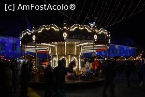 [P25] Carusel din centrul pietei » foto by AZE
 - 
&lt;span class=&quot;allrVoted glyphicon glyphicon-heart hidden&quot; id=&quot;av814160&quot;&gt;&lt;/span&gt;
&lt;a class=&quot;m-l-10 hidden&quot; id=&quot;sv814160&quot; onclick=&quot;voting_Foto_DelVot(,814160,29199)&quot; role=&quot;button&quot;&gt;șterge vot &lt;span class=&quot;glyphicon glyphicon-remove&quot;&gt;&lt;/span&gt;&lt;/a&gt;
&lt;a id=&quot;v9814160&quot; class=&quot; c-red&quot;  onclick=&quot;voting_Foto_SetVot(814160)&quot; role=&quot;button&quot;&gt;&lt;span class=&quot;glyphicon glyphicon-heart-empty&quot;&gt;&lt;/span&gt; &lt;b&gt;LIKE&lt;/b&gt; = Votează poza&lt;/a&gt; &lt;img class=&quot;hidden&quot;  id=&quot;f814160W9&quot; src=&quot;/imagini/loader.gif&quot; border=&quot;0&quot; /&gt;&lt;span class=&quot;AjErrMes hidden&quot; id=&quot;e814160ErM&quot;&gt;&lt;/span&gt;