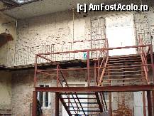 [P18] Sibiu -Piata Mica - in casa aceasta , acolo la etaj se zice ca ar functiona o sectie a Academiei de Arte » foto by Diaura*
 - 
&lt;span class=&quot;allrVoted glyphicon glyphicon-heart hidden&quot; id=&quot;av284244&quot;&gt;&lt;/span&gt;
&lt;a class=&quot;m-l-10 hidden&quot; id=&quot;sv284244&quot; onclick=&quot;voting_Foto_DelVot(,284244,29199)&quot; role=&quot;button&quot;&gt;șterge vot &lt;span class=&quot;glyphicon glyphicon-remove&quot;&gt;&lt;/span&gt;&lt;/a&gt;
&lt;a id=&quot;v9284244&quot; class=&quot; c-red&quot;  onclick=&quot;voting_Foto_SetVot(284244)&quot; role=&quot;button&quot;&gt;&lt;span class=&quot;glyphicon glyphicon-heart-empty&quot;&gt;&lt;/span&gt; &lt;b&gt;LIKE&lt;/b&gt; = Votează poza&lt;/a&gt; &lt;img class=&quot;hidden&quot;  id=&quot;f284244W9&quot; src=&quot;/imagini/loader.gif&quot; border=&quot;0&quot; /&gt;&lt;span class=&quot;AjErrMes hidden&quot; id=&quot;e284244ErM&quot;&gt;&lt;/span&gt;