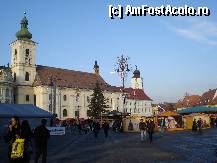 [P02] Sibiu -Piata Mare - Targul de Craciun » foto by Diaura*
 - 
&lt;span class=&quot;allrVoted glyphicon glyphicon-heart hidden&quot; id=&quot;av284224&quot;&gt;&lt;/span&gt;
&lt;a class=&quot;m-l-10 hidden&quot; id=&quot;sv284224&quot; onclick=&quot;voting_Foto_DelVot(,284224,29199)&quot; role=&quot;button&quot;&gt;șterge vot &lt;span class=&quot;glyphicon glyphicon-remove&quot;&gt;&lt;/span&gt;&lt;/a&gt;
&lt;a id=&quot;v9284224&quot; class=&quot; c-red&quot;  onclick=&quot;voting_Foto_SetVot(284224)&quot; role=&quot;button&quot;&gt;&lt;span class=&quot;glyphicon glyphicon-heart-empty&quot;&gt;&lt;/span&gt; &lt;b&gt;LIKE&lt;/b&gt; = Votează poza&lt;/a&gt; &lt;img class=&quot;hidden&quot;  id=&quot;f284224W9&quot; src=&quot;/imagini/loader.gif&quot; border=&quot;0&quot; /&gt;&lt;span class=&quot;AjErrMes hidden&quot; id=&quot;e284224ErM&quot;&gt;&lt;/span&gt;