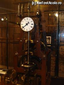 [P21] Sibiu - al doi-lea ceas din Romania ca vechime, este in Turnul Sfatului » foto by Diaura*
 - 
&lt;span class=&quot;allrVoted glyphicon glyphicon-heart hidden&quot; id=&quot;av284249&quot;&gt;&lt;/span&gt;
&lt;a class=&quot;m-l-10 hidden&quot; id=&quot;sv284249&quot; onclick=&quot;voting_Foto_DelVot(,284249,29199)&quot; role=&quot;button&quot;&gt;șterge vot &lt;span class=&quot;glyphicon glyphicon-remove&quot;&gt;&lt;/span&gt;&lt;/a&gt;
&lt;a id=&quot;v9284249&quot; class=&quot; c-red&quot;  onclick=&quot;voting_Foto_SetVot(284249)&quot; role=&quot;button&quot;&gt;&lt;span class=&quot;glyphicon glyphicon-heart-empty&quot;&gt;&lt;/span&gt; &lt;b&gt;LIKE&lt;/b&gt; = Votează poza&lt;/a&gt; &lt;img class=&quot;hidden&quot;  id=&quot;f284249W9&quot; src=&quot;/imagini/loader.gif&quot; border=&quot;0&quot; /&gt;&lt;span class=&quot;AjErrMes hidden&quot; id=&quot;e284249ErM&quot;&gt;&lt;/span&gt;