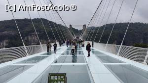 [P06] The Glass Bridge and Grand Canyon Zhangjiajie » foto by elenaadina
 - 
<span class="allrVoted glyphicon glyphicon-heart hidden" id="av1510288"></span>
<a class="m-l-10 hidden" id="sv1510288" onclick="voting_Foto_DelVot(,1510288,29201)" role="button">șterge vot <span class="glyphicon glyphicon-remove"></span></a>
<a id="v91510288" class=" c-red"  onclick="voting_Foto_SetVot(1510288)" role="button"><span class="glyphicon glyphicon-heart-empty"></span> <b>LIKE</b> = Votează poza</a> <img class="hidden"  id="f1510288W9" src="/imagini/loader.gif" border="0" /><span class="AjErrMes hidden" id="e1510288ErM"></span>