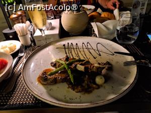 [P92] Rixos Radamis Tirana - la restaurantul cu specific mediteranean Riviera » foto by nicole33
 - 
<span class="allrVoted glyphicon glyphicon-heart hidden" id="av1510952"></span>
<a class="m-l-10 hidden" id="sv1510952" onclick="voting_Foto_DelVot(,1510952,29204)" role="button">șterge vot <span class="glyphicon glyphicon-remove"></span></a>
<a id="v91510952" class=" c-red"  onclick="voting_Foto_SetVot(1510952)" role="button"><span class="glyphicon glyphicon-heart-empty"></span> <b>LIKE</b> = Votează poza</a> <img class="hidden"  id="f1510952W9" src="/imagini/loader.gif" border="0" /><span class="AjErrMes hidden" id="e1510952ErM"></span>