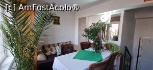 [P06] 6. Ce vedem în fața  recepției. » foto by doinafil
 - 
<span class="allrVoted glyphicon glyphicon-heart hidden" id="av1513152"></span>
<a class="m-l-10 hidden" id="sv1513152" onclick="voting_Foto_DelVot(,1513152,29219)" role="button">șterge vot <span class="glyphicon glyphicon-remove"></span></a>
<a id="v91513152" class=" c-red"  onclick="voting_Foto_SetVot(1513152)" role="button"><span class="glyphicon glyphicon-heart-empty"></span> <b>LIKE</b> = Votează poza</a> <img class="hidden"  id="f1513152W9" src="/imagini/loader.gif" border="0" /><span class="AjErrMes hidden" id="e1513152ErM"></span>