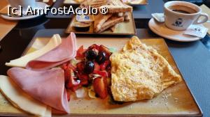 [P11] Micul dejun de la pensiune » foto by pepsi70ro
 - 
<span class="allrVoted glyphicon glyphicon-heart hidden" id="av1514486"></span>
<a class="m-l-10 hidden" id="sv1514486" onclick="voting_Foto_DelVot(,1514486,29223)" role="button">șterge vot <span class="glyphicon glyphicon-remove"></span></a>
<a id="v91514486" class=" c-red"  onclick="voting_Foto_SetVot(1514486)" role="button"><span class="glyphicon glyphicon-heart-empty"></span> <b>LIKE</b> = Votează poza</a> <img class="hidden"  id="f1514486W9" src="/imagini/loader.gif" border="0" /><span class="AjErrMes hidden" id="e1514486ErM"></span>