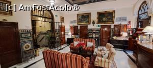 [P06] Hotel Europa, Sevilla, lobby, în stânga arcada ieșirii/intrării » foto by irinad
 - 
<span class="allrVoted glyphicon glyphicon-heart hidden" id="av1516675"></span>
<a class="m-l-10 hidden" id="sv1516675" onclick="voting_Foto_DelVot(,1516675,29240)" role="button">șterge vot <span class="glyphicon glyphicon-remove"></span></a>
<a id="v91516675" class=" c-red"  onclick="voting_Foto_SetVot(1516675)" role="button"><span class="glyphicon glyphicon-heart-empty"></span> <b>LIKE</b> = Votează poza</a> <img class="hidden"  id="f1516675W9" src="/imagini/loader.gif" border="0" /><span class="AjErrMes hidden" id="e1516675ErM"></span>
