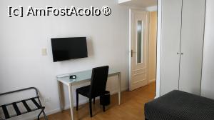 [P12] Hotel Broadway, prima camera » foto by elenaadina
 - 
<span class="allrVoted glyphicon glyphicon-heart hidden" id="av1520539"></span>
<a class="m-l-10 hidden" id="sv1520539" onclick="voting_Foto_DelVot(,1520539,29276)" role="button">șterge vot <span class="glyphicon glyphicon-remove"></span></a>
<a id="v91520539" class=" c-red"  onclick="voting_Foto_SetVot(1520539)" role="button"><span class="glyphicon glyphicon-heart-empty"></span> <b>LIKE</b> = Votează poza</a> <img class="hidden"  id="f1520539W9" src="/imagini/loader.gif" border="0" /><span class="AjErrMes hidden" id="e1520539ErM"></span>