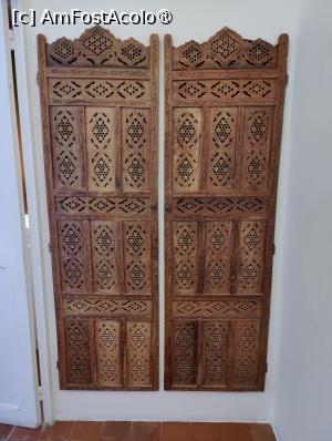 [P04] Camera Măslinul; superbele uși ale dulapului din hol » foto by crismis
 - 
<span class="allrVoted glyphicon glyphicon-heart hidden" id="av1522432"></span>
<a class="m-l-10 hidden" id="sv1522432" onclick="voting_Foto_DelVot(,1522432,29284)" role="button">șterge vot <span class="glyphicon glyphicon-remove"></span></a>
<a id="v91522432" class=" c-red"  onclick="voting_Foto_SetVot(1522432)" role="button"><span class="glyphicon glyphicon-heart-empty"></span> <b>LIKE</b> = Votează poza</a> <img class="hidden"  id="f1522432W9" src="/imagini/loader.gif" border="0" /><span class="AjErrMes hidden" id="e1522432ErM"></span>