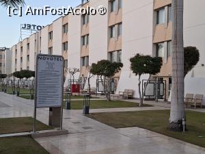 [P29] Cairo, Novotel Cairo Airport Hotel, Prin Curtea – Grădină în zona Piscinelor » foto by mprofeanu
 - 
<span class="allrVoted glyphicon glyphicon-heart hidden" id="av1522016"></span>
<a class="m-l-10 hidden" id="sv1522016" onclick="voting_Foto_DelVot(,1522016,29286)" role="button">șterge vot <span class="glyphicon glyphicon-remove"></span></a>
<a id="v91522016" class=" c-red"  onclick="voting_Foto_SetVot(1522016)" role="button"><span class="glyphicon glyphicon-heart-empty"></span> <b>LIKE</b> = Votează poza</a> <img class="hidden"  id="f1522016W9" src="/imagini/loader.gif" border="0" /><span class="AjErrMes hidden" id="e1522016ErM"></span>
