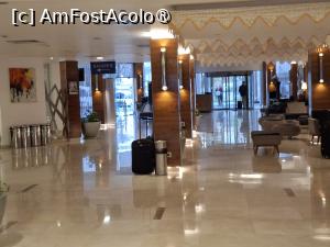 [P30] Cairo, Novotel Cairo Airport Hotel, Lounge-ul spațios, Ieșirea spre Microbuze » foto by mprofeanu
 - 
<span class="allrVoted glyphicon glyphicon-heart hidden" id="av1522017"></span>
<a class="m-l-10 hidden" id="sv1522017" onclick="voting_Foto_DelVot(,1522017,29286)" role="button">șterge vot <span class="glyphicon glyphicon-remove"></span></a>
<a id="v91522017" class=" c-red"  onclick="voting_Foto_SetVot(1522017)" role="button"><span class="glyphicon glyphicon-heart-empty"></span> <b>LIKE</b> = Votează poza</a> <img class="hidden"  id="f1522017W9" src="/imagini/loader.gif" border="0" /><span class="AjErrMes hidden" id="e1522017ErM"></span>