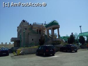 [P18] Cuibul Reginei, portul maritim Constanța » foto by Mioritik
 - 
<span class="allrVoted glyphicon glyphicon-heart hidden" id="av1288307"></span>
<a class="m-l-10 hidden" id="sv1288307" onclick="voting_Foto_DelVot(,1288307,29287)" role="button">șterge vot <span class="glyphicon glyphicon-remove"></span></a>
<a id="v91288307" class=" c-red"  onclick="voting_Foto_SetVot(1288307)" role="button"><span class="glyphicon glyphicon-heart-empty"></span> <b>LIKE</b> = Votează poza</a> <img class="hidden"  id="f1288307W9" src="/imagini/loader.gif" border="0" /><span class="AjErrMes hidden" id="e1288307ErM"></span>