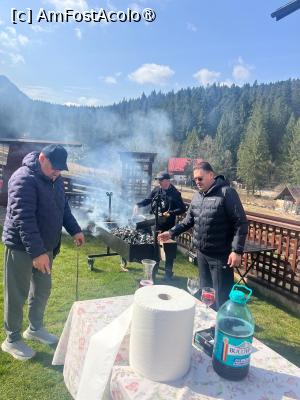 [P09] chibitii pe langa berbecut » foto by Mijey
 - 
<span class="allrVoted glyphicon glyphicon-heart hidden" id="av1525114"></span>
<a class="m-l-10 hidden" id="sv1525114" onclick="voting_Foto_DelVot(,1525114,29299)" role="button">șterge vot <span class="glyphicon glyphicon-remove"></span></a>
<a id="v91525114" class=" c-red"  onclick="voting_Foto_SetVot(1525114)" role="button"><span class="glyphicon glyphicon-heart-empty"></span> <b>LIKE</b> = Votează poza</a> <img class="hidden"  id="f1525114W9" src="/imagini/loader.gif" border="0" /><span class="AjErrMes hidden" id="e1525114ErM"></span>