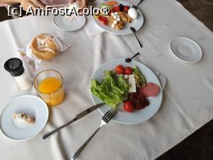 [P07] Hotel Nehir Kesan - La micul dejun » foto by Yoda
 - 
<span class="allrVoted glyphicon glyphicon-heart hidden" id="av1525093"></span>
<a class="m-l-10 hidden" id="sv1525093" onclick="voting_Foto_DelVot(,1525093,29301)" role="button">șterge vot <span class="glyphicon glyphicon-remove"></span></a>
<a id="v91525093" class=" c-red"  onclick="voting_Foto_SetVot(1525093)" role="button"><span class="glyphicon glyphicon-heart-empty"></span> <b>LIKE</b> = Votează poza</a> <img class="hidden"  id="f1525093W9" src="/imagini/loader.gif" border="0" /><span class="AjErrMes hidden" id="e1525093ErM"></span>