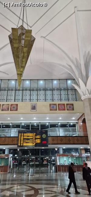 [P06] Gara Marakech » foto by adso
 - 
<span class="allrVoted glyphicon glyphicon-heart hidden" id="av1526326"></span>
<a class="m-l-10 hidden" id="sv1526326" onclick="voting_Foto_DelVot(,1526326,29309)" role="button">șterge vot <span class="glyphicon glyphicon-remove"></span></a>
<a id="v91526326" class=" c-red"  onclick="voting_Foto_SetVot(1526326)" role="button"><span class="glyphicon glyphicon-heart-empty"></span> <b>LIKE</b> = Votează poza</a> <img class="hidden"  id="f1526326W9" src="/imagini/loader.gif" border="0" /><span class="AjErrMes hidden" id="e1526326ErM"></span>