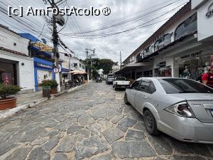 [P03] Chamas Buzios se află pe străduța comercială Rua las Pedras » foto by AZE
 - 
<span class="allrVoted glyphicon glyphicon-heart hidden" id="av1527197"></span>
<a class="m-l-10 hidden" id="sv1527197" onclick="voting_Foto_DelVot(,1527197,29317)" role="button">șterge vot <span class="glyphicon glyphicon-remove"></span></a>
<a id="v91527197" class=" c-red"  onclick="voting_Foto_SetVot(1527197)" role="button"><span class="glyphicon glyphicon-heart-empty"></span> <b>LIKE</b> = Votează poza</a> <img class="hidden"  id="f1527197W9" src="/imagini/loader.gif" border="0" /><span class="AjErrMes hidden" id="e1527197ErM"></span>
