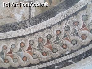 [P13] Muzeul Național de Arheologie, Napoli. Ramă la mozaicul cu Dionissos și Menadele. » foto by mihaelavoicu
 - 
<span class="allrVoted glyphicon glyphicon-heart hidden" id="av1188227"></span>
<a class="m-l-10 hidden" id="sv1188227" onclick="voting_Foto_DelVot(,1188227,29347)" role="button">șterge vot <span class="glyphicon glyphicon-remove"></span></a>
<a id="v91188227" class=" c-red"  onclick="voting_Foto_SetVot(1188227)" role="button"><span class="glyphicon glyphicon-heart-empty"></span> <b>LIKE</b> = Votează poza</a> <img class="hidden"  id="f1188227W9" src="/imagini/loader.gif" border="0" /><span class="AjErrMes hidden" id="e1188227ErM"></span>