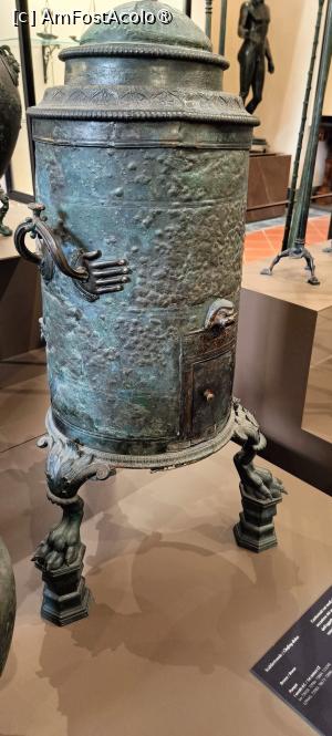 [P32] Piese de mobilier - zona vesuviană (godin). » foto by tata123 🔱
 - 
<span class="allrVoted glyphicon glyphicon-heart hidden" id="av1530413"></span>
<a class="m-l-10 hidden" id="sv1530413" onclick="voting_Foto_DelVot(,1530413,29347)" role="button">șterge vot <span class="glyphicon glyphicon-remove"></span></a>
<a id="v91530413" class=" c-red"  onclick="voting_Foto_SetVot(1530413)" role="button"><span class="glyphicon glyphicon-heart-empty"></span> <b>LIKE</b> = Votează poza</a> <img class="hidden"  id="f1530413W9" src="/imagini/loader.gif" border="0" /><span class="AjErrMes hidden" id="e1530413ErM"></span>