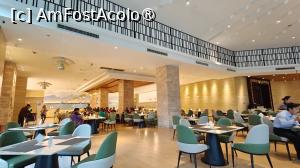 [P25] Zhangjiajie Chensheng International Hotel , restaurant » foto by elenaadina
 - 
<span class="allrVoted glyphicon glyphicon-heart hidden" id="av1532919"></span>
<a class="m-l-10 hidden" id="sv1532919" onclick="voting_Foto_DelVot(,1532919,29359)" role="button">șterge vot <span class="glyphicon glyphicon-remove"></span></a>
<a id="v91532919" class=" c-red"  onclick="voting_Foto_SetVot(1532919)" role="button"><span class="glyphicon glyphicon-heart-empty"></span> <b>LIKE</b> = Votează poza</a> <img class="hidden"  id="f1532919W9" src="/imagini/loader.gif" border="0" /><span class="AjErrMes hidden" id="e1532919ErM"></span>