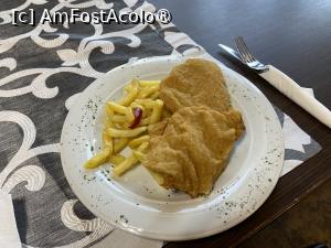 [P14] Restaurantul Pensiune Mărginimea Sibiului - porţia mea » foto by nicole33
 - 
<span class="allrVoted glyphicon glyphicon-heart hidden" id="av1466305"></span>
<a class="m-l-10 hidden" id="sv1466305" onclick="voting_Foto_DelVot(,1466305,29384)" role="button">șterge vot <span class="glyphicon glyphicon-remove"></span></a>
<a id="v91466305" class=" c-red"  onclick="voting_Foto_SetVot(1466305)" role="button"><span class="glyphicon glyphicon-heart-empty"></span> <b>LIKE</b> = Votează poza</a> <img class="hidden"  id="f1466305W9" src="/imagini/loader.gif" border="0" /><span class="AjErrMes hidden" id="e1466305ErM"></span>
