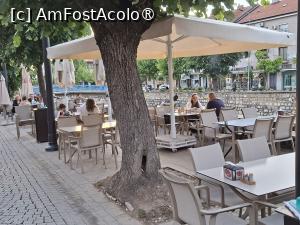 [P04] Prizren, Kosovo, Restaurantul „La Sila”, Terasa de pe malul râului protejată de umbrele » foto by mprofeanu
 - 
<span class="allrVoted glyphicon glyphicon-heart hidden" id="av1536366"></span>
<a class="m-l-10 hidden" id="sv1536366" onclick="voting_Foto_DelVot(,1536366,29391)" role="button">șterge vot <span class="glyphicon glyphicon-remove"></span></a>
<a id="v91536366" class=" c-red"  onclick="voting_Foto_SetVot(1536366)" role="button"><span class="glyphicon glyphicon-heart-empty"></span> <b>LIKE</b> = Votează poza</a> <img class="hidden"  id="f1536366W9" src="/imagini/loader.gif" border="0" /><span class="AjErrMes hidden" id="e1536366ErM"></span>
