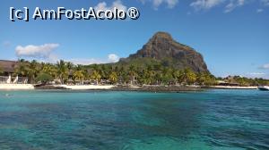 [P43] Dinarobin Beachcomber , pe barca cu fundul de sticla » foto by elenaadina
 - 
<span class="allrVoted glyphicon glyphicon-heart hidden" id="av1537425"></span>
<a class="m-l-10 hidden" id="sv1537425" onclick="voting_Foto_DelVot(,1537425,29403)" role="button">șterge vot <span class="glyphicon glyphicon-remove"></span></a>
<a id="v91537425" class=" c-red"  onclick="voting_Foto_SetVot(1537425)" role="button"><span class="glyphicon glyphicon-heart-empty"></span> <b>LIKE</b> = Votează poza</a> <img class="hidden"  id="f1537425W9" src="/imagini/loader.gif" border="0" /><span class="AjErrMes hidden" id="e1537425ErM"></span>
