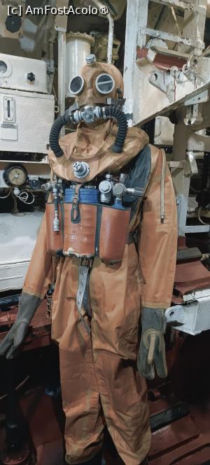[P12] Costum de scafandru. » foto by tata123 🔱
 - 
<span class="allrVoted glyphicon glyphicon-heart hidden" id="av1495976"></span>
<a class="m-l-10 hidden" id="sv1495976" onclick="voting_Foto_DelVot(,1495976,29425)" role="button">șterge vot <span class="glyphicon glyphicon-remove"></span></a>
<a id="v91495976" class=" c-red"  onclick="voting_Foto_SetVot(1495976)" role="button"><span class="glyphicon glyphicon-heart-empty"></span> <b>LIKE</b> = Votează poza</a> <img class="hidden"  id="f1495976W9" src="/imagini/loader.gif" border="0" /><span class="AjErrMes hidden" id="e1495976ErM"></span>