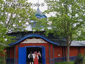 [P18] Stockholm, Skansen, Pavilionul Björkhagen cu reprezentare de dansuri » foto by mprofeanu
 - 
<span class="allrVoted glyphicon glyphicon-heart hidden" id="av1516491"></span>
<a class="m-l-10 hidden" id="sv1516491" onclick="voting_Foto_DelVot(,1516491,29431)" role="button">șterge vot <span class="glyphicon glyphicon-remove"></span></a>
<a id="v91516491" class=" c-red"  onclick="voting_Foto_SetVot(1516491)" role="button"><span class="glyphicon glyphicon-heart-empty"></span> <b>LIKE</b> = Votează poza</a> <img class="hidden"  id="f1516491W9" src="/imagini/loader.gif" border="0" /><span class="AjErrMes hidden" id="e1516491ErM"></span>