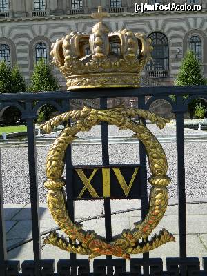 [P33] La Palatul Regal din Stockholm » foto by ileanaxperta*
 - 
<span class="allrVoted glyphicon glyphicon-heart hidden" id="av580237"></span>
<a class="m-l-10 hidden" id="sv580237" onclick="voting_Foto_DelVot(,580237,29432)" role="button">șterge vot <span class="glyphicon glyphicon-remove"></span></a>
<a id="v9580237" class=" c-red"  onclick="voting_Foto_SetVot(580237)" role="button"><span class="glyphicon glyphicon-heart-empty"></span> <b>LIKE</b> = Votează poza</a> <img class="hidden"  id="f580237W9" src="/imagini/loader.gif" border="0" /><span class="AjErrMes hidden" id="e580237ErM"></span>