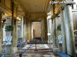 [P06] Culoarele din Palatul Regal, Stockholm » foto by ileanaxperta*
 - 
<span class="allrVoted glyphicon glyphicon-heart hidden" id="av580210"></span>
<a class="m-l-10 hidden" id="sv580210" onclick="voting_Foto_DelVot(,580210,29432)" role="button">șterge vot <span class="glyphicon glyphicon-remove"></span></a>
<a id="v9580210" class=" c-red"  onclick="voting_Foto_SetVot(580210)" role="button"><span class="glyphicon glyphicon-heart-empty"></span> <b>LIKE</b> = Votează poza</a> <img class="hidden"  id="f580210W9" src="/imagini/loader.gif" border="0" /><span class="AjErrMes hidden" id="e580210ErM"></span>