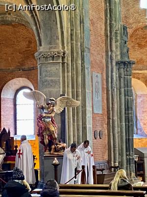 [P37] Sacra di San Michele » foto by adso
 - 
<span class="allrVoted glyphicon glyphicon-heart hidden" id="av1544707"></span>
<a class="m-l-10 hidden" id="sv1544707" onclick="voting_Foto_DelVot(,1544707,29447)" role="button">șterge vot <span class="glyphicon glyphicon-remove"></span></a>
<a id="v91544707" class=" c-red"  onclick="voting_Foto_SetVot(1544707)" role="button"><span class="glyphicon glyphicon-heart-empty"></span> <b>LIKE</b> = Votează poza</a> <img class="hidden"  id="f1544707W9" src="/imagini/loader.gif" border="0" /><span class="AjErrMes hidden" id="e1544707ErM"></span>