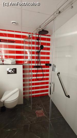 [P11] ProfilHotels Nacka – cameră » foto by elenaadina
 - 
<span class="allrVoted glyphicon glyphicon-heart hidden" id="av1544654"></span>
<a class="m-l-10 hidden" id="sv1544654" onclick="voting_Foto_DelVot(,1544654,29448)" role="button">șterge vot <span class="glyphicon glyphicon-remove"></span></a>
<a id="v91544654" class=" c-red"  onclick="voting_Foto_SetVot(1544654)" role="button"><span class="glyphicon glyphicon-heart-empty"></span> <b>LIKE</b> = Votează poza</a> <img class="hidden"  id="f1544654W9" src="/imagini/loader.gif" border="0" /><span class="AjErrMes hidden" id="e1544654ErM"></span>