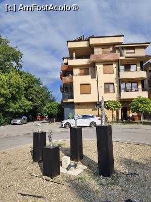 [P03] Casa D`Argento și grupul statuar. » foto by tata123 🔱
 - 
<span class="allrVoted glyphicon glyphicon-heart hidden" id="av1547180"></span>
<a class="m-l-10 hidden" id="sv1547180" onclick="voting_Foto_DelVot(,1547180,29465)" role="button">șterge vot <span class="glyphicon glyphicon-remove"></span></a>
<a id="v91547180" class=" c-red"  onclick="voting_Foto_SetVot(1547180)" role="button"><span class="glyphicon glyphicon-heart-empty"></span> <b>LIKE</b> = Votează poza</a> <img class="hidden"  id="f1547180W9" src="/imagini/loader.gif" border="0" /><span class="AjErrMes hidden" id="e1547180ErM"></span>