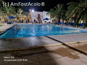 [P28] 28. La piscină, pe înserat. » foto by doinafil
 - 
<span class="allrVoted glyphicon glyphicon-heart hidden" id="av1550641"></span>
<a class="m-l-10 hidden" id="sv1550641" onclick="voting_Foto_DelVot(,1550641,29481)" role="button">șterge vot <span class="glyphicon glyphicon-remove"></span></a>
<a id="v91550641" class=" c-red"  onclick="voting_Foto_SetVot(1550641)" role="button"><span class="glyphicon glyphicon-heart-empty"></span> <b>LIKE</b> = Votează poza</a> <img class="hidden"  id="f1550641W9" src="/imagini/loader.gif" border="0" /><span class="AjErrMes hidden" id="e1550641ErM"></span>